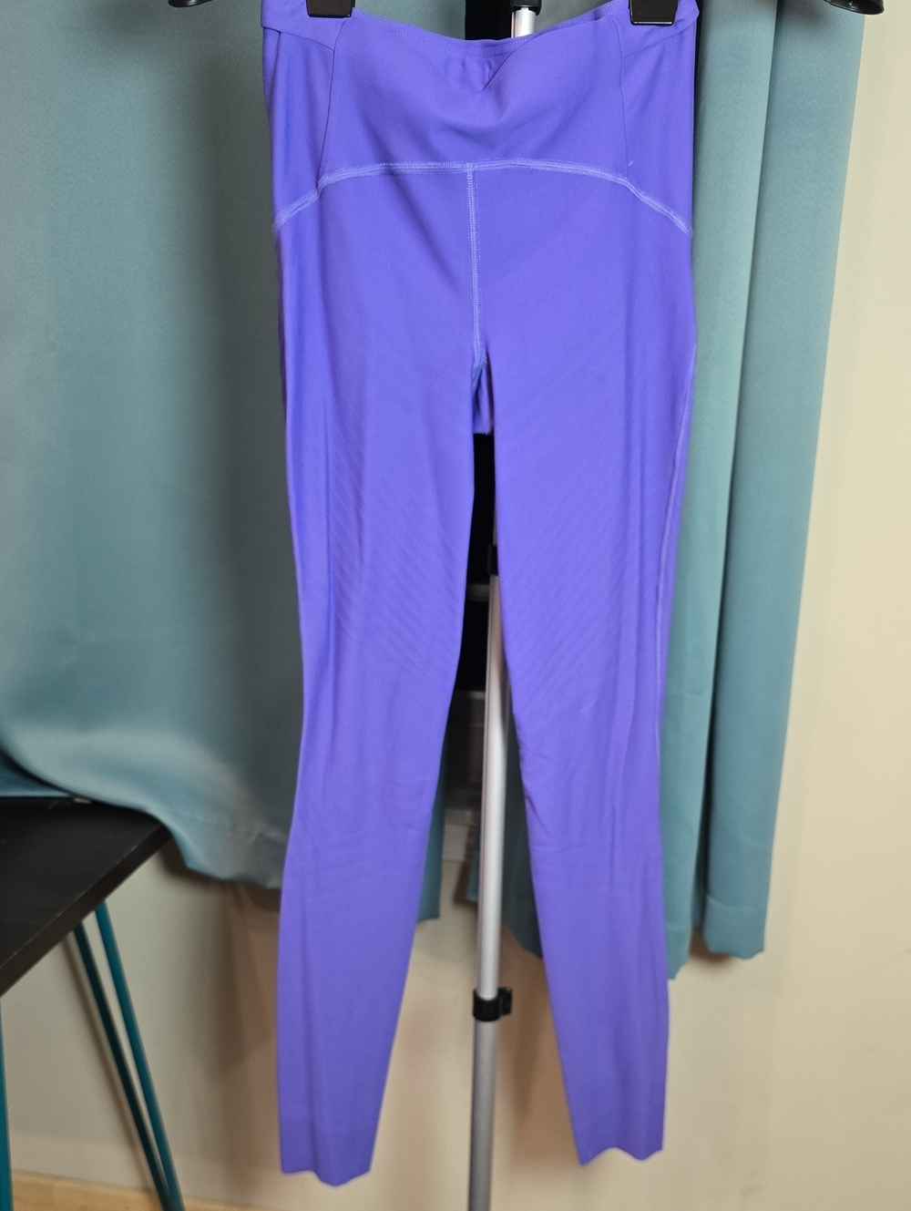 Lululemon SenseKnit High-Rise Running Tight 28" Size 6 Charged Indigo